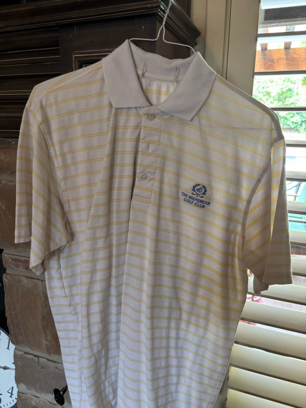 Men's White & Pale Yellow Striped Polo Shirt. XL from the Broadmore golf course